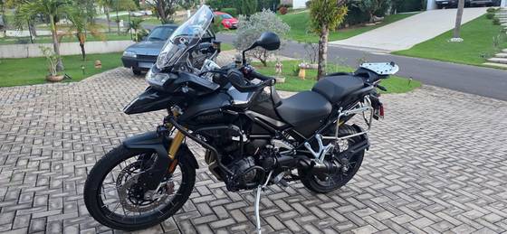 TRIUMPH TIGER 1200 BLACK EDITION TRIUMPH TIGER 1200 BLACK EDITION